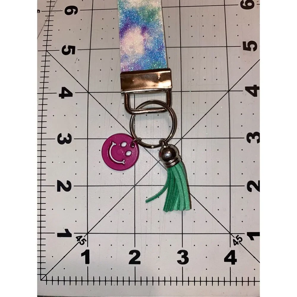 ☀️3/$9☀️ Tye Dye and Glitter Keychain Wristlet with Tassel